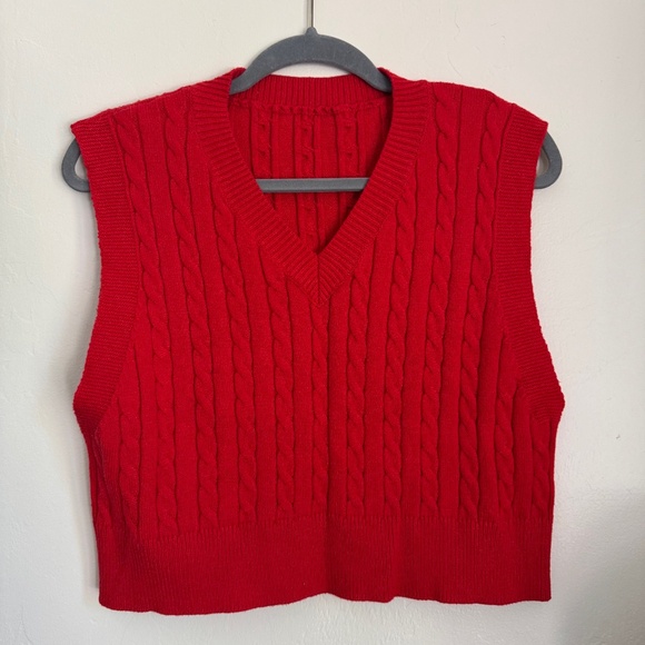 Bright Red Cable Knit Cropped Sweater Vest | Small - Picture 1 of 2